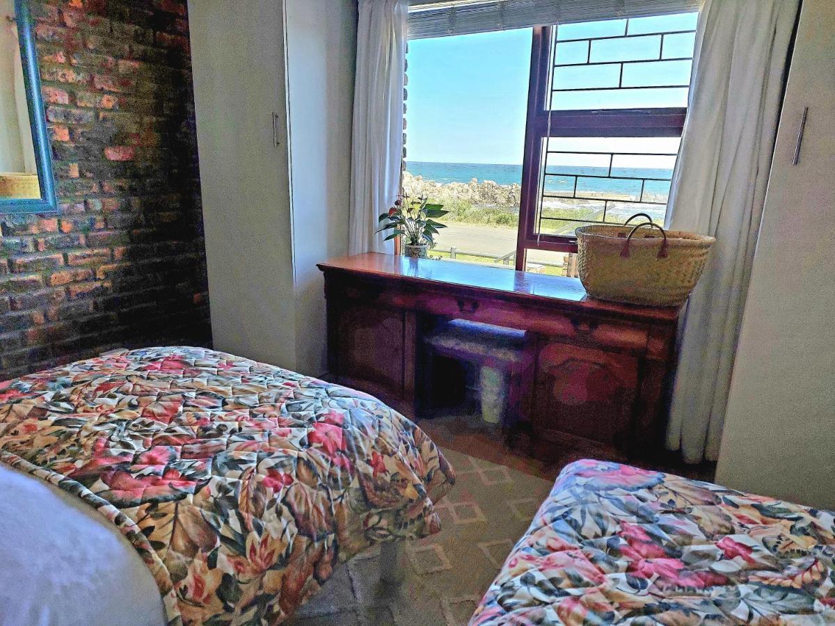 La Mer Seafront Selfcatering Accommodation Kleinmond ภายนอก รูปภาพ