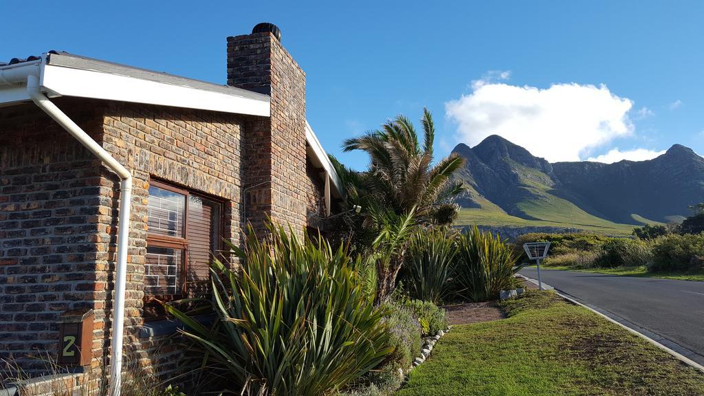 La Mer Seafront Selfcatering Accommodation Kleinmond ภายนอก รูปภาพ