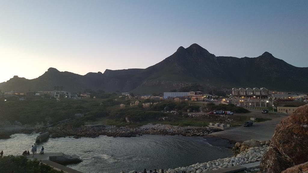 La Mer Seafront Selfcatering Accommodation Kleinmond ภายนอก รูปภาพ